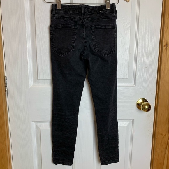 🔥Garage Distressed  Short MidRise Skinny Jeans 01 - Picture 3 of 10